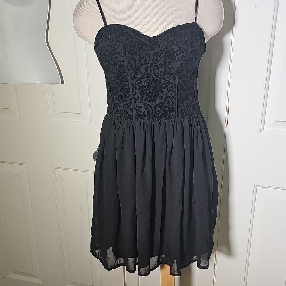 B-o-g, Collective Elegant‎ Black Dress. Whimsa Goth. size Large. Burnout Velvet.